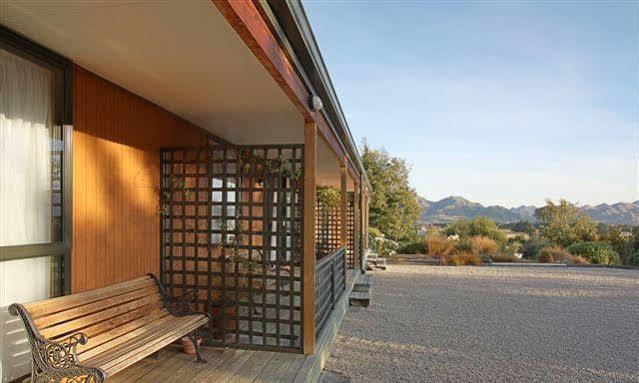 Alpine Garden Motel Ханмер-Спрингс Экстерьер фото
